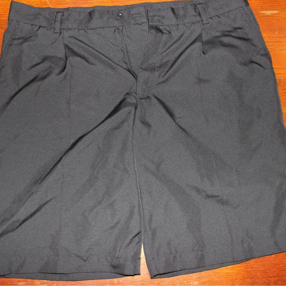 Nike golf shorts - Picture 1 of 3